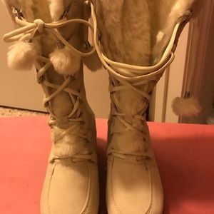 Off white snow boots